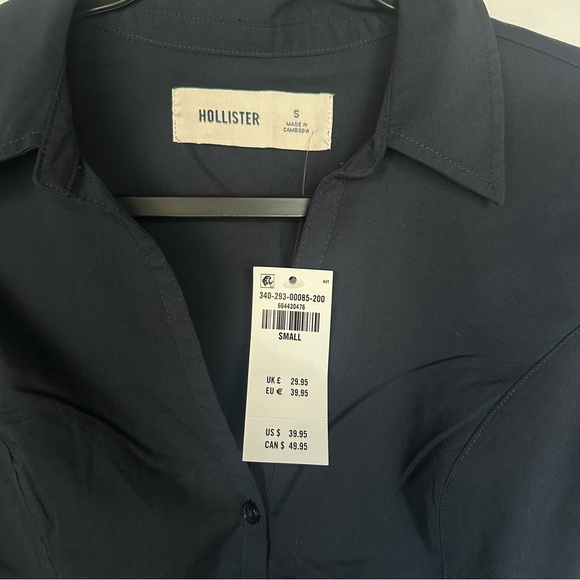 Hollister Women's Dark Blue Button-Down Shirt - Picture 3 of 5